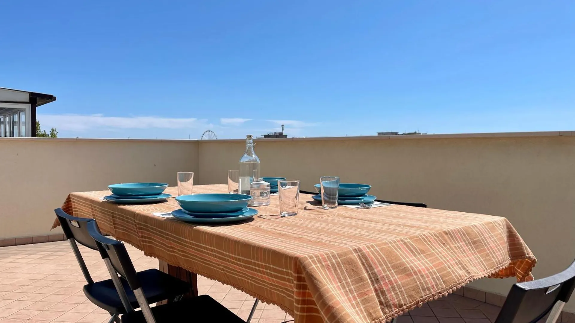 리미니 Trilocale Panoramico Vicino Al Mare- L'Attico Sulla Romagna 아파트 0*,  이탈리아