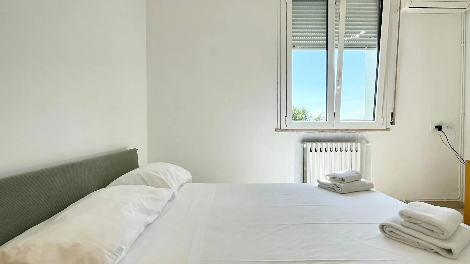 리미니 Trilocale Panoramico Vicino Al Mare- L'Attico Sulla Romagna 아파트